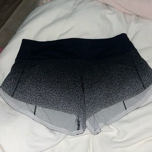 Lululemon speed up short 2.5”